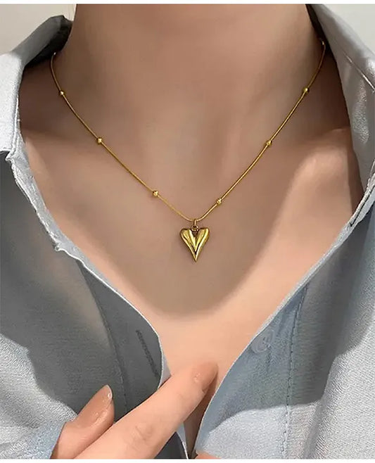Elegant Gold Heart Necklace