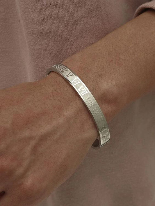 Roman Bangle Men Silver