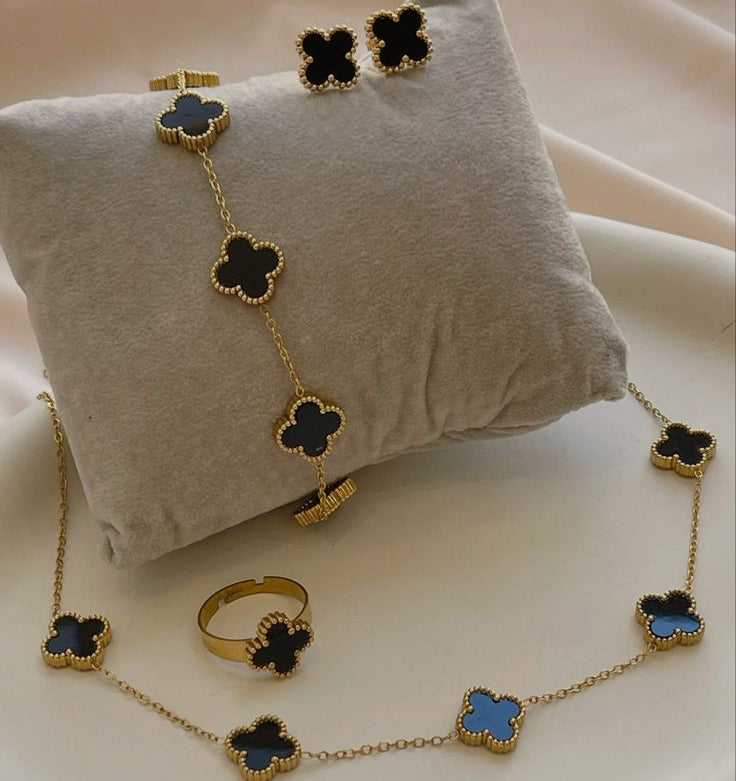 four-leaf clover jewelry set