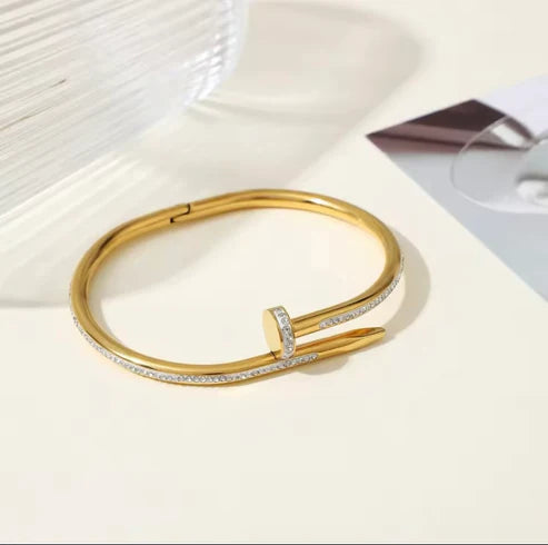 Stone Nail Golden - Handcuff