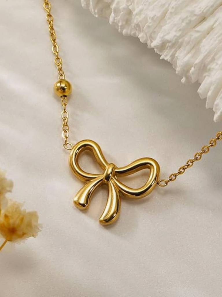Delicate Gold Bow Knot Necklace