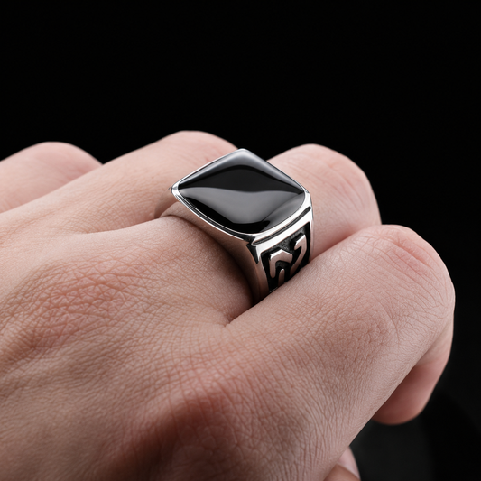 Black Celtic Knot Ring - Stainless Steel
