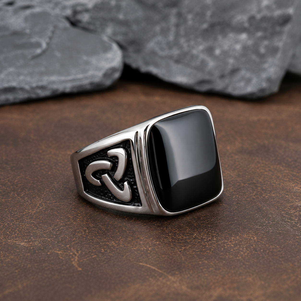 Black Celtic Knot Ring - Stainless Steel