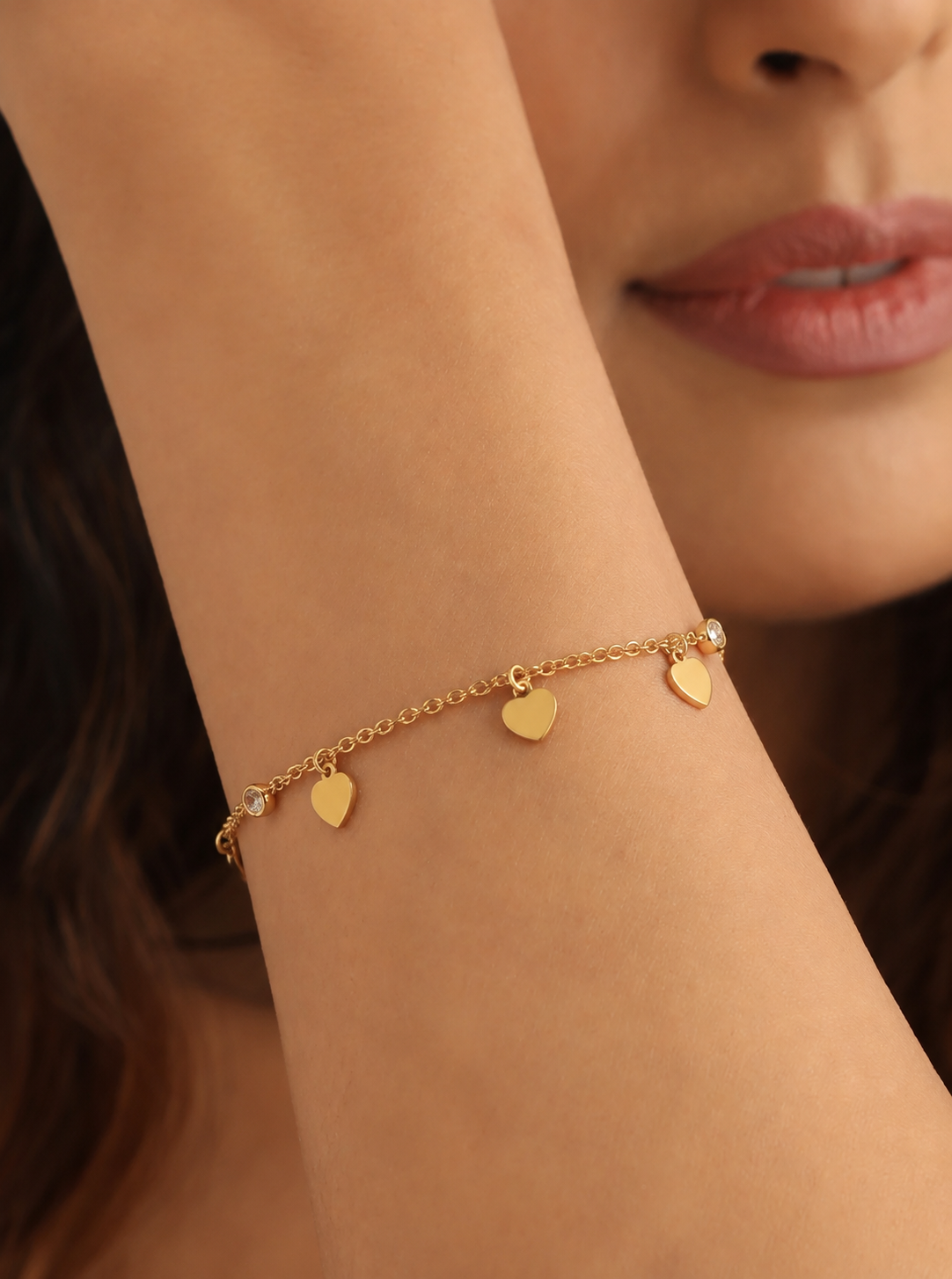 Golden Heart Charm Bracelet with Diamond Accents (Adjustable)