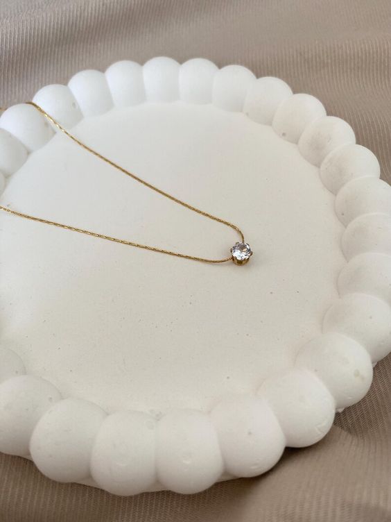 Minimalist Diamond Necklace
