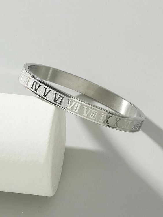 Roman Bangle Men Silver