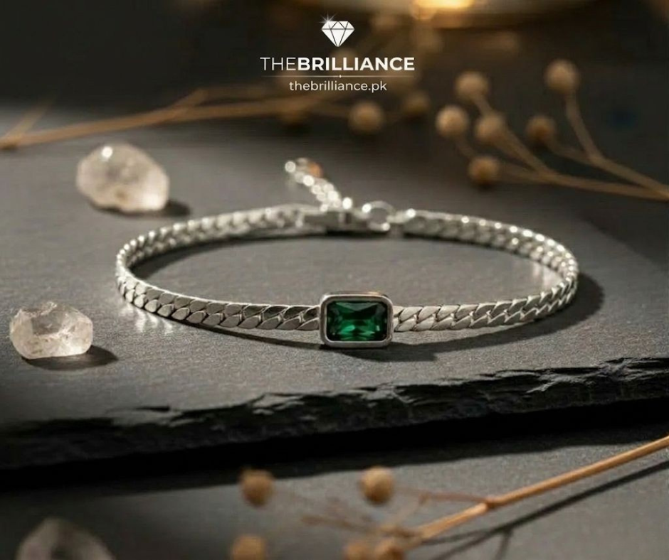 Beruzu Silver Bracelet with Green Gemstone Accent