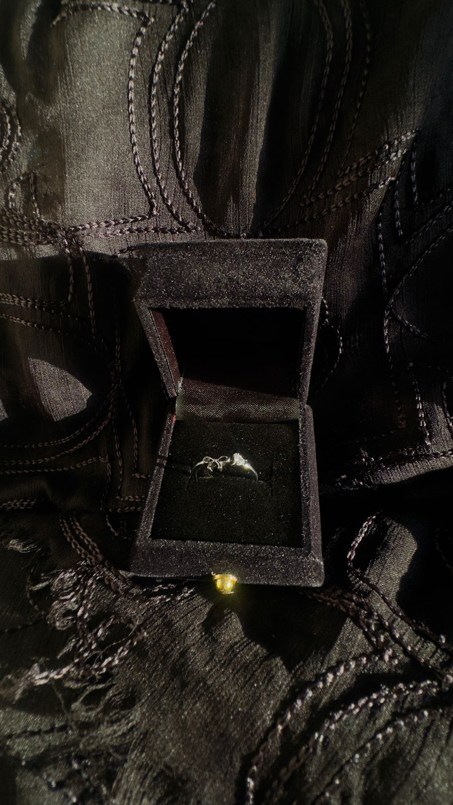 Twist single stone  Zircon ring
