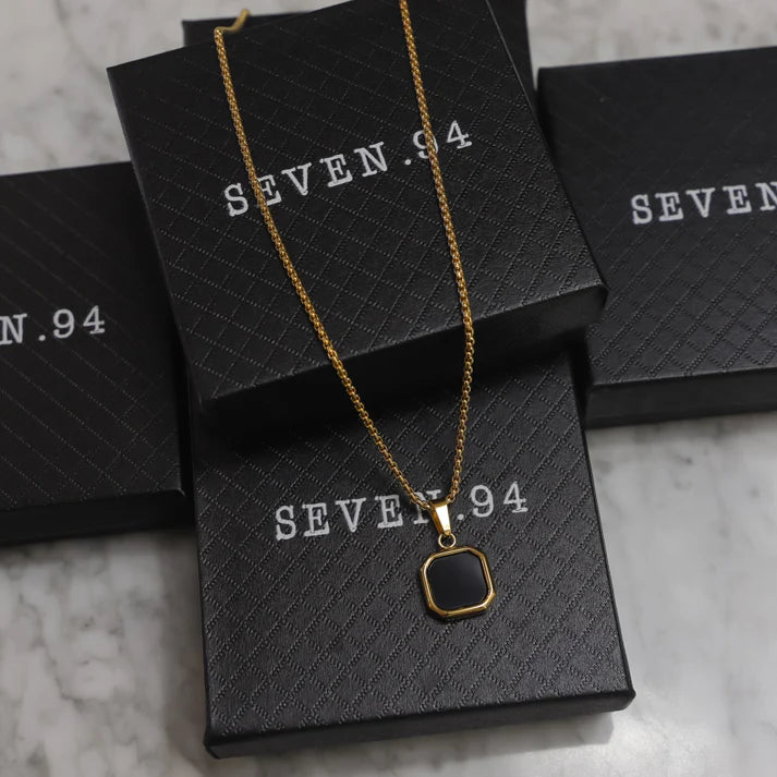 ONYX NECKLACE