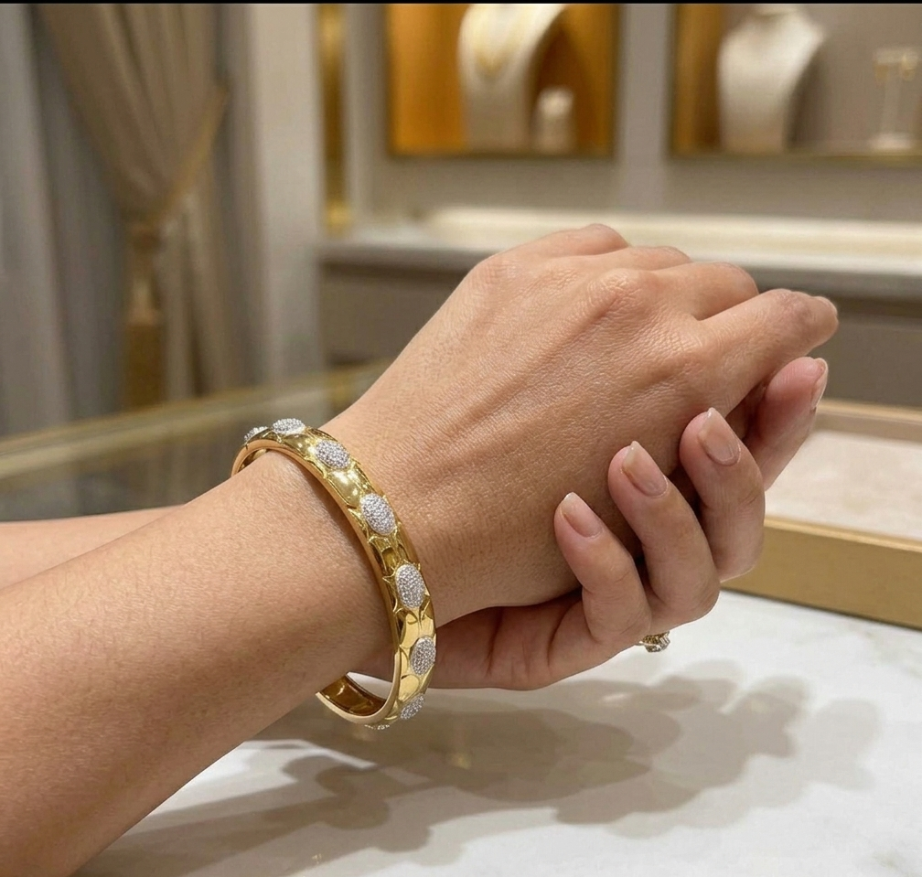 Luxury Honeycomb Crystal Bangle