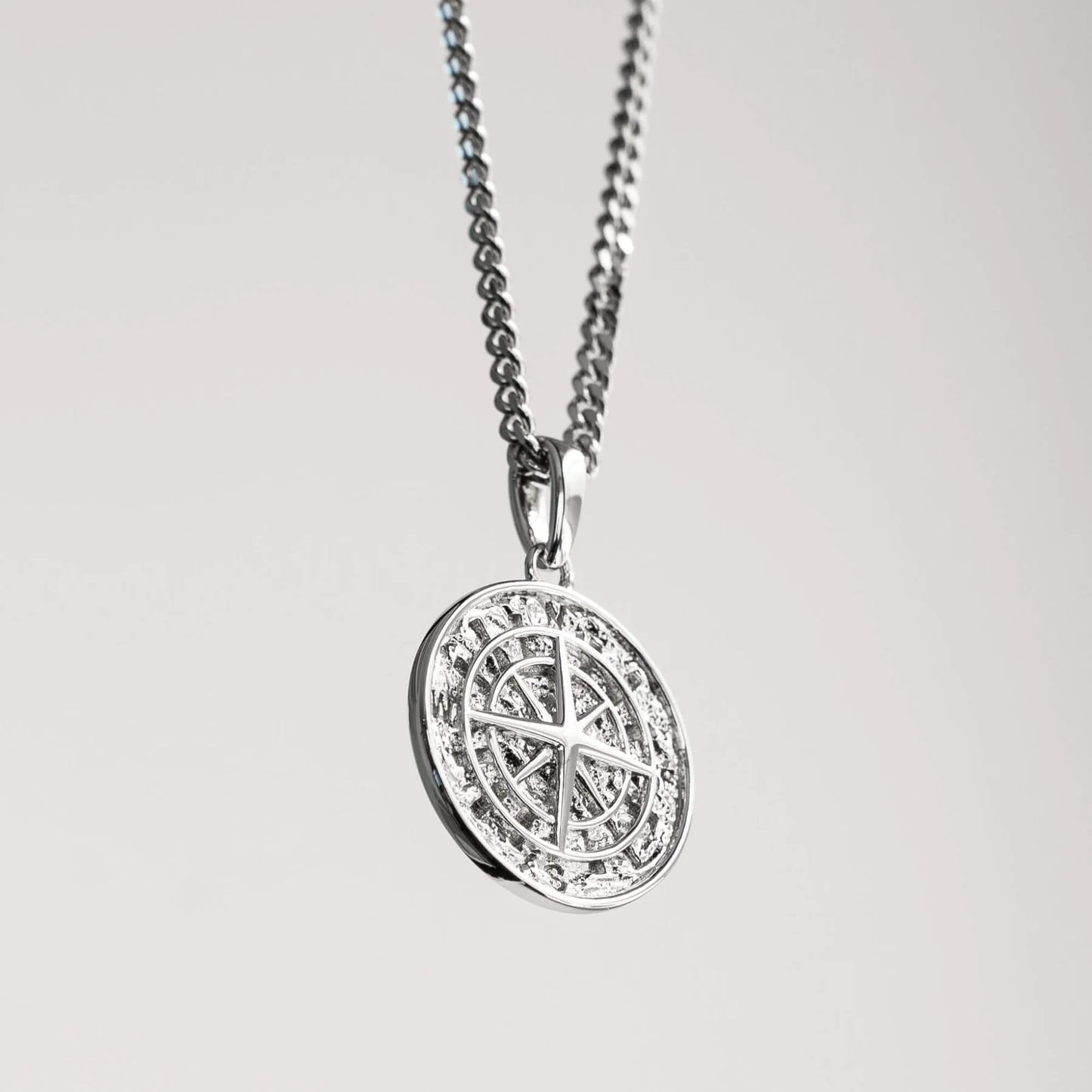 Men Compass Pendant Engraving