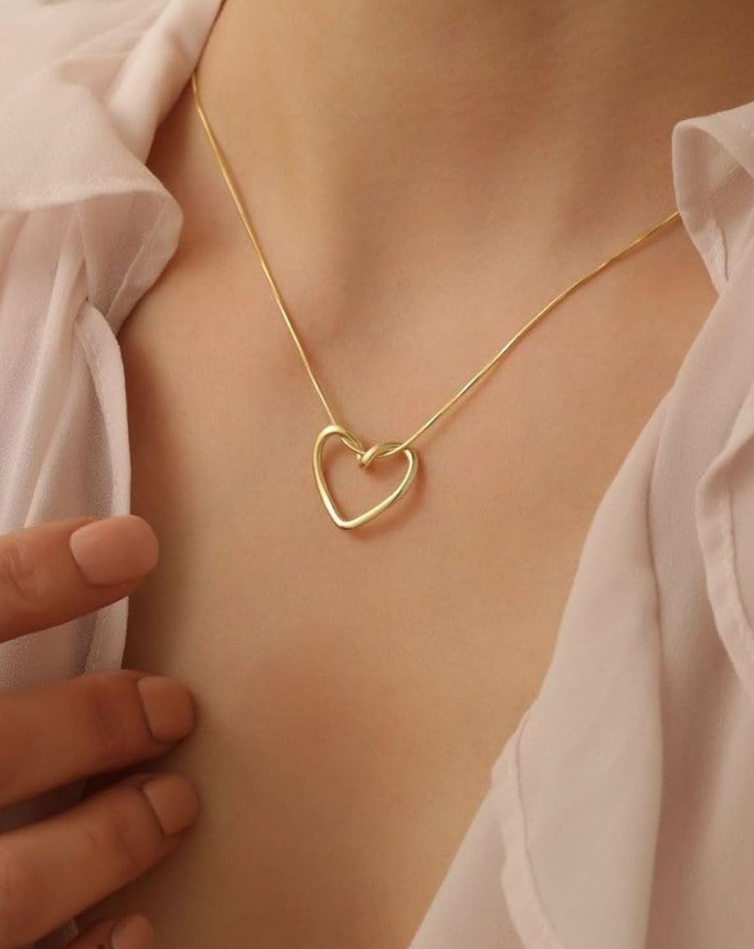 Knot Heart Necklace